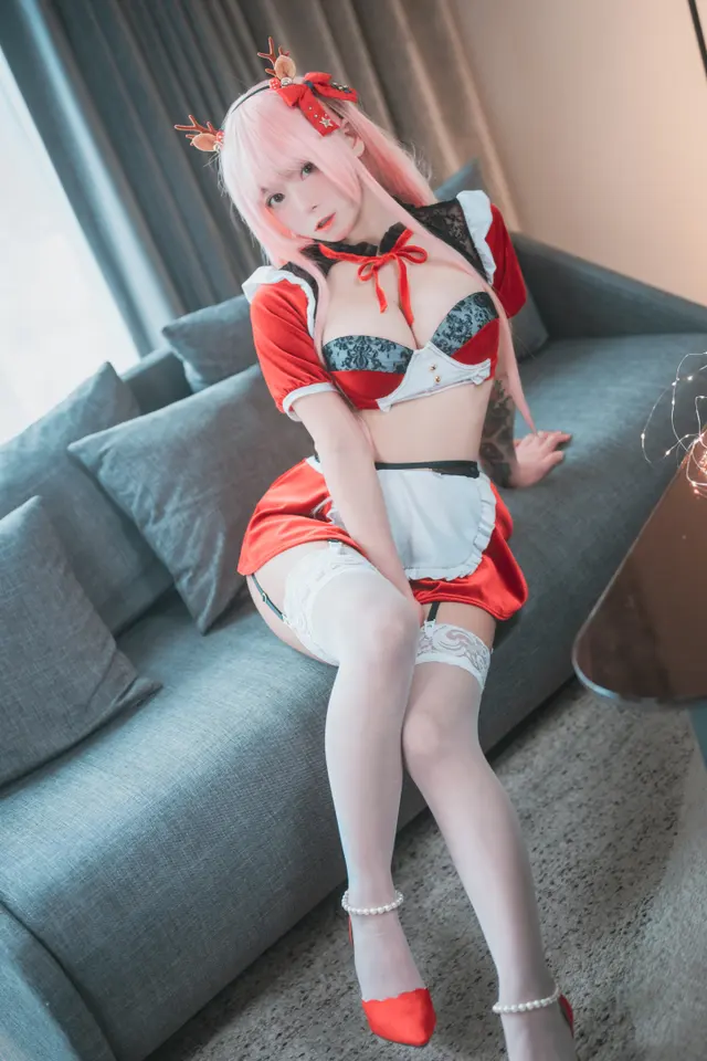 DJAWA Photo – Maruemon (마루에몽): “Red Velvet Valet” (159 photos)
