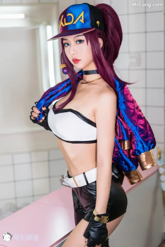 Cosplay@兔玩映画 Vol.030: KDA阿卡丽 (40 photos)