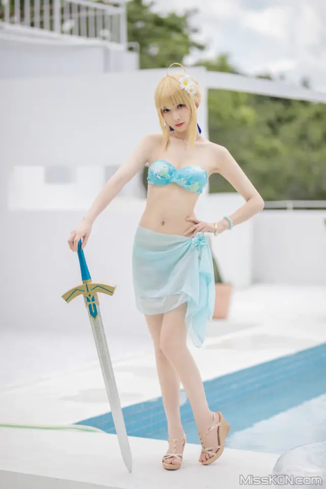 Coser@封疆疆v: saber水着 (49 photos)