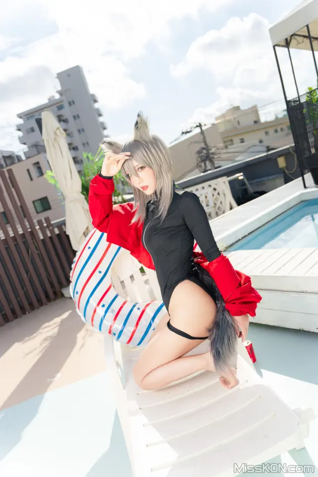 Coser@切切Celia: 明日方舟 红 (28 photos + 1 video)