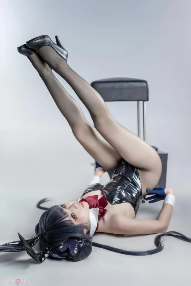 Coser@矢量鱼 – 妃咲 兔女郎 (24 photos)