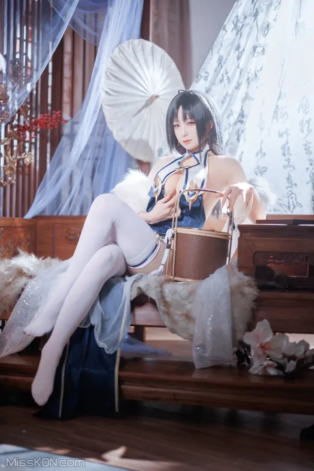 Coser@封疆疆v: 定安旗袍 (37 photos)