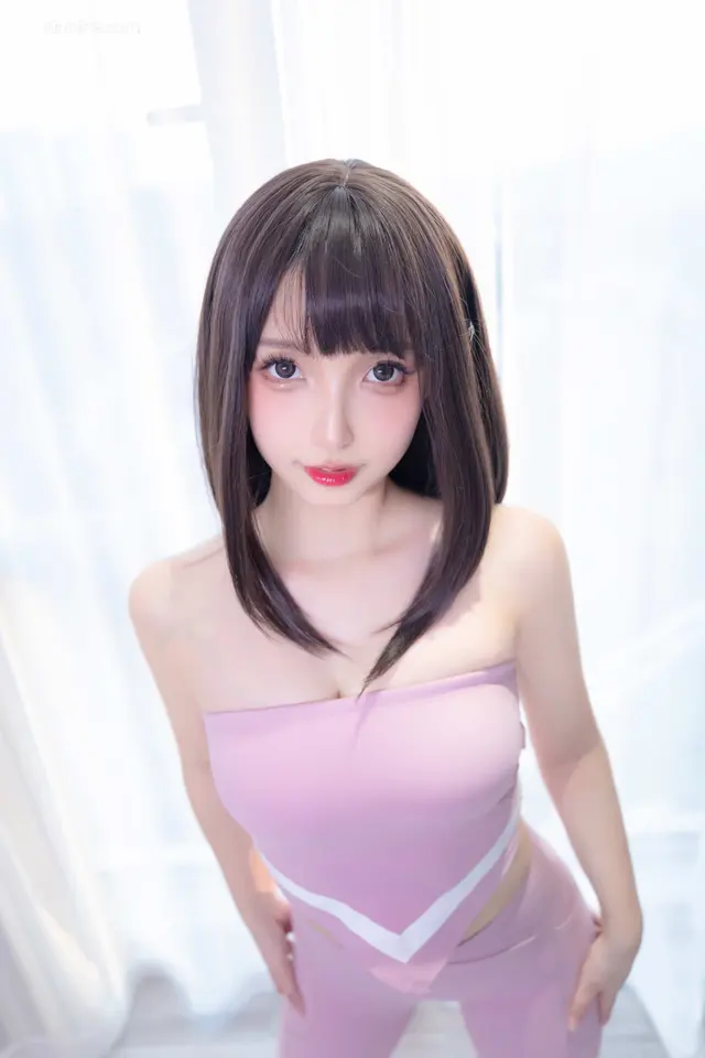 Coser@神楽坂真冬 Vol.106: 草莓蜜桃 (75 photos)