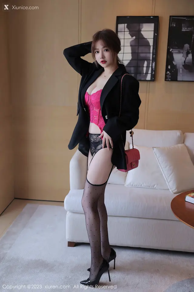 Xiuren秀人网 No.6644 养乐多DoDo (66 photos)