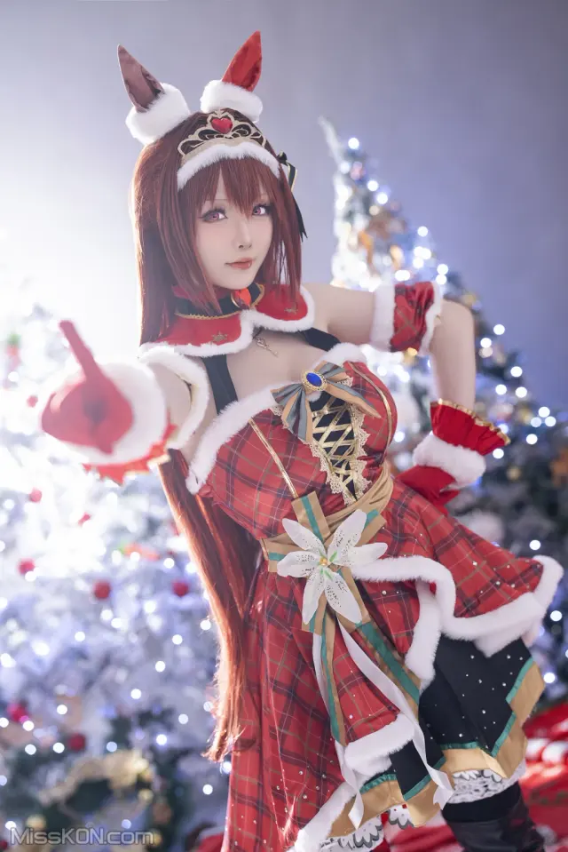 Coser@星之迟迟Hoshilily: 2023年12月计划A 赛马娘 大和赤骥 圣诞衣装 (47 photos)