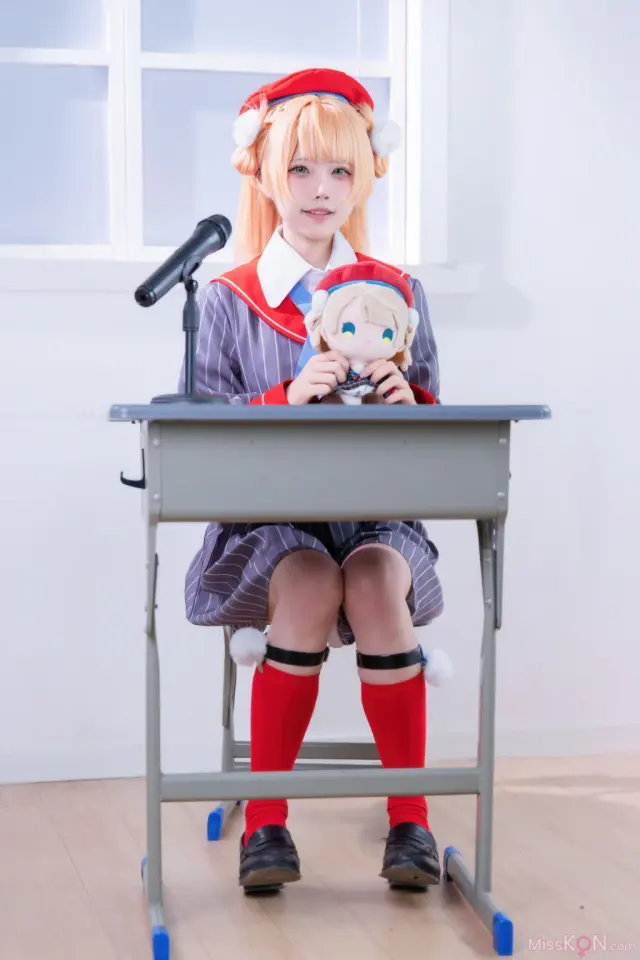 Coser@清水凪 – 时雨羽衣 (33 photos)