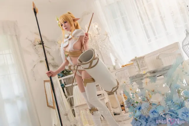 Coser@黏黏团子兔: 精灵弓箭手广寒宫 (50 photos + 1 video)