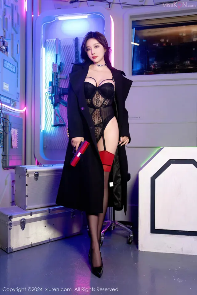 XIUREN No.8776 – 8785 (815 photos)