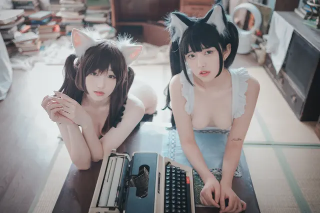 [DJAWA] Bambi 밤비 & Sonson 손손 – Maid Mansion W (153 photos)