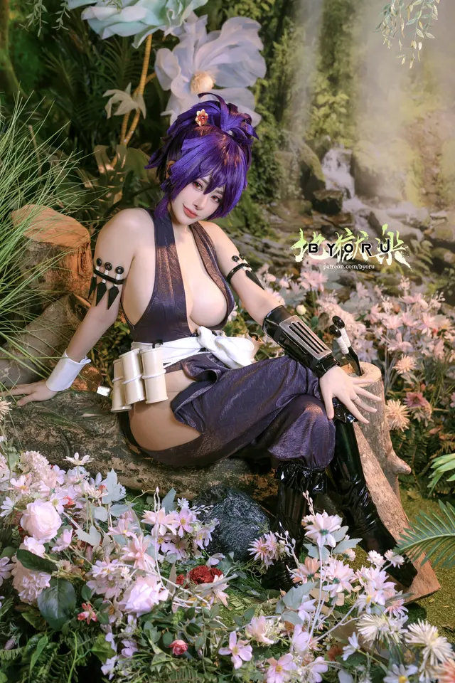 Coser@Byoru: Yuzuriha (69 photos + 4 videos)