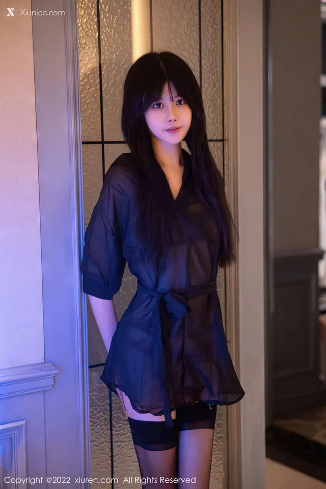 XIUREN No.6030: 77qiqi (73 photos)