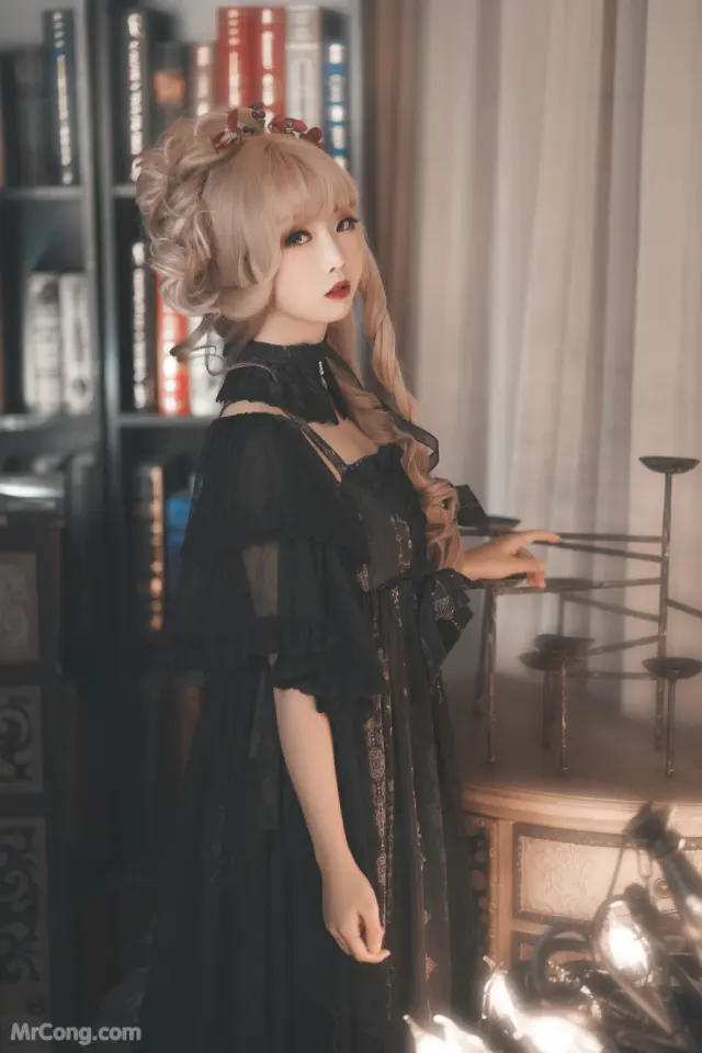 Coser@面饼仙儿 No.055: 十六夜颂歌 (12 photos)
