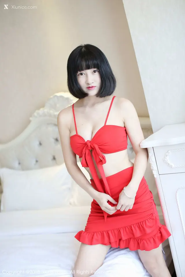 Xiuren秀人网 No.1001 小探戈 (42 photos)