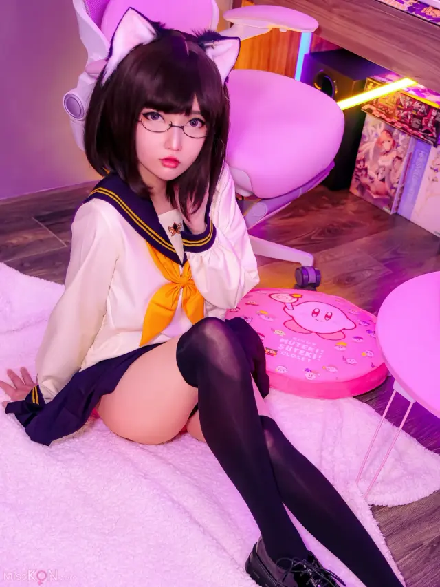 Coser@Potato Godzilla: OC – Tatami neko-chan in Seifuku (16 photos)
