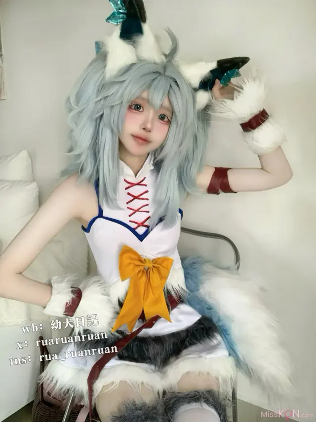Coser@rua阮阮: 刹那 (18 photos + 1 video)