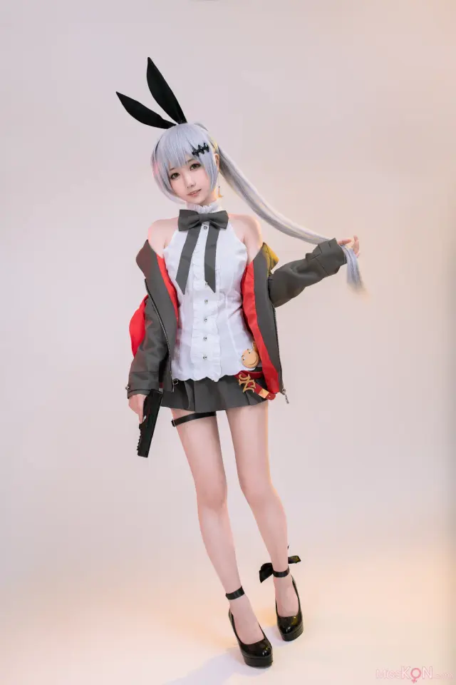 Coser@小木曾AYA: 少女前线 Fn-57 (20 photos)