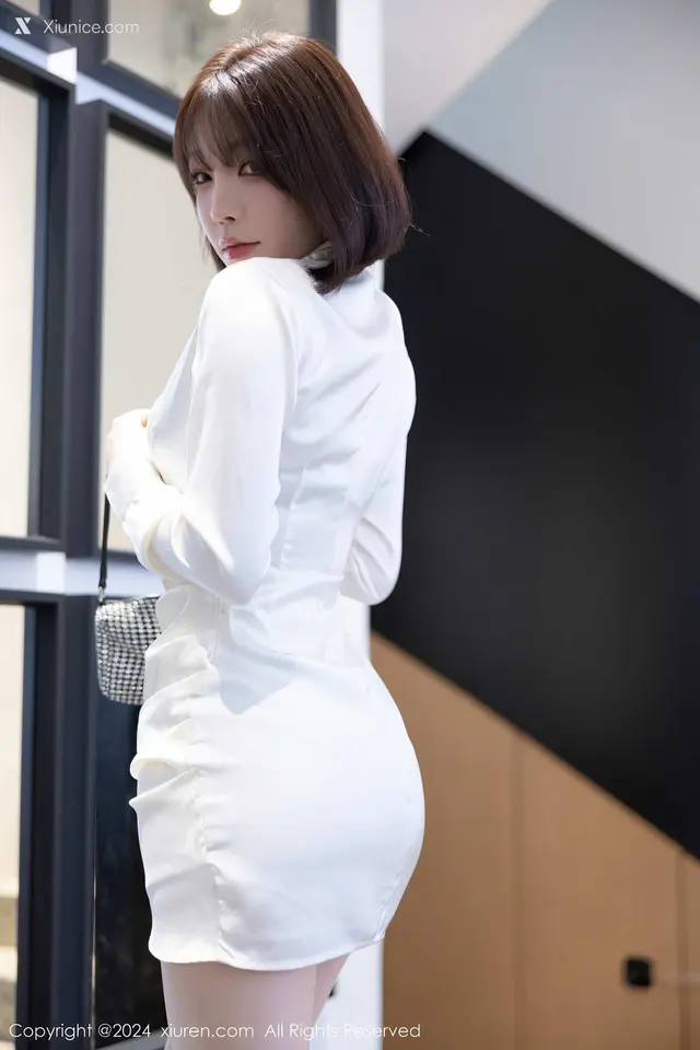 Xiuren秀人网 No.8963 徐莉芝Booty (87 photos)