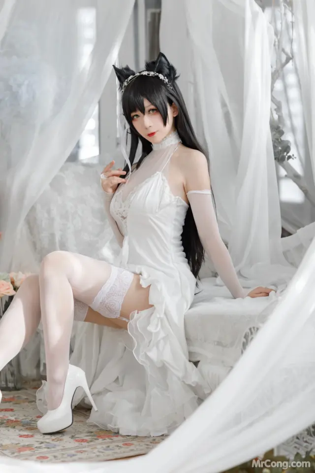 Coser@樱落酱w: 爱宕花嫁 (19 photos)