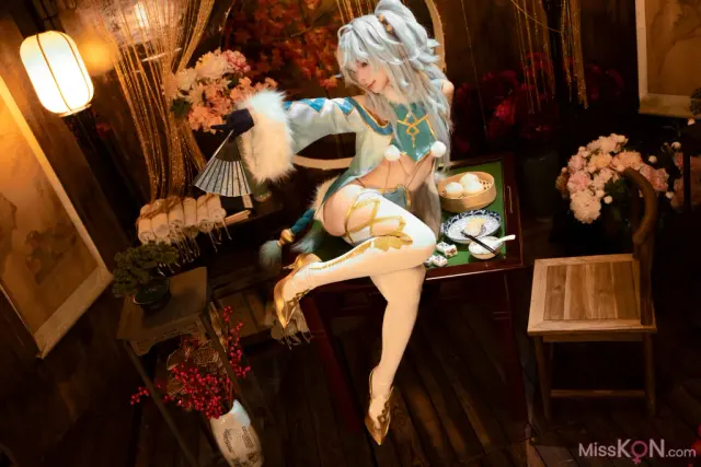 Coser@G44不会受伤: 芙洛伦春节 (30 photos)