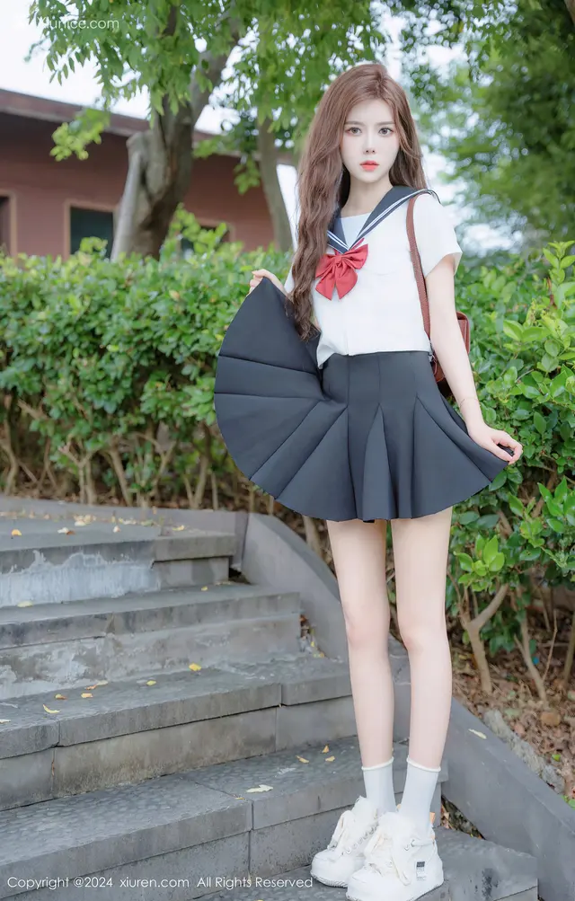 Xiuren秀人网 No.8948 拍黄瓜girl (81 photos)