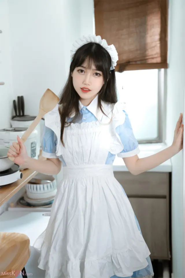 Coser@不呆猫: 厨房小女仆 (35 photos)