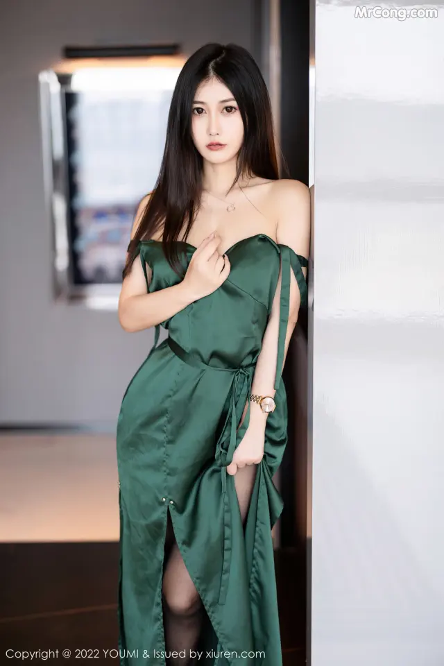 YouMi Vol.837: laura阿姣 (71 photos)