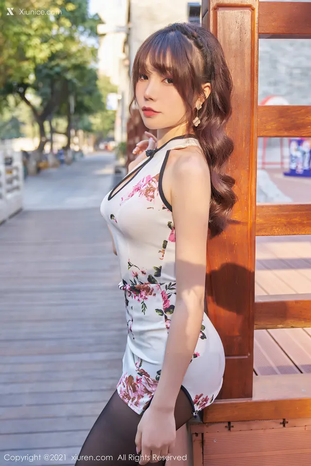 Xiuren秀人网 No.3175 芝芝Booty (66 photos)