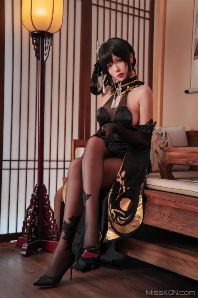 Coser@轩萧学姐: 碧蓝航线 镇海 (51 photos)