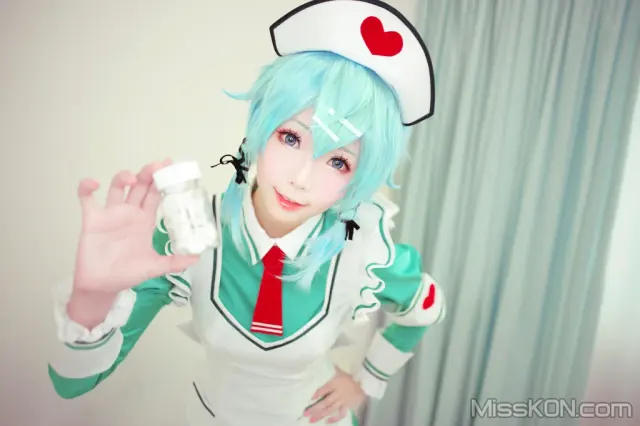 Coser@Ely_eee (ElyEE子): 诗乃护士 (32 photos)