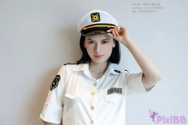 [她们印象] No.044: 索菲 (118 photos + 1 video)