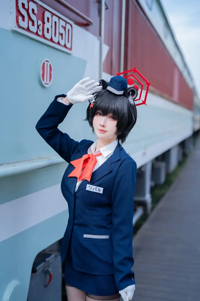 Coser@rioko凉凉子 – 蔚蓝档案 导游 椿 (62 photos)
