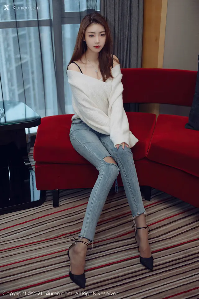 Xiuren秀人网 No.3493 可樂Vicky (34 photos)