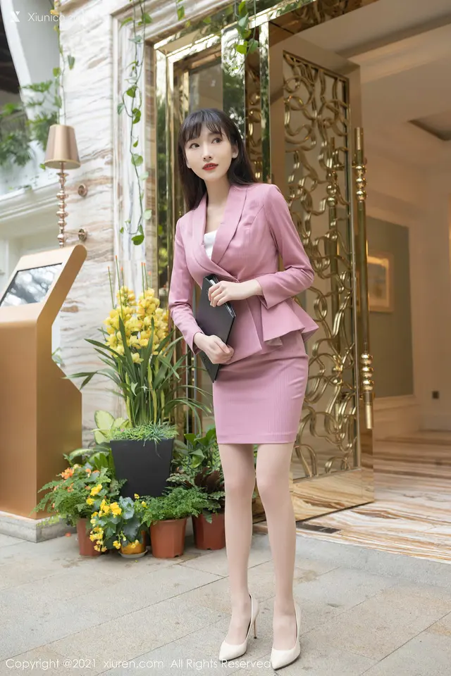 Xiuren秀人网 No.3533 陆萱萱 (79 photos)
