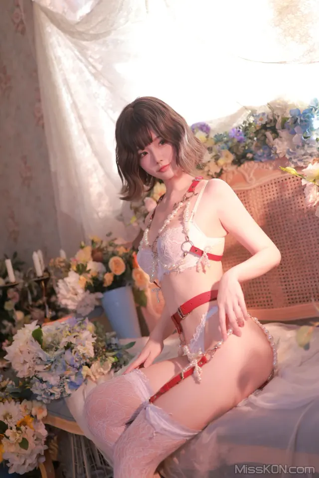 Coser@桃良阿宅: 白珍珠 (42 photos)