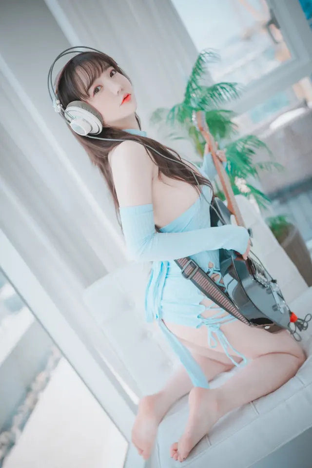 [DJAWA Photo] Son Ye-Eun (손예은): Ms. Slowhand (121 photos + 1 video)