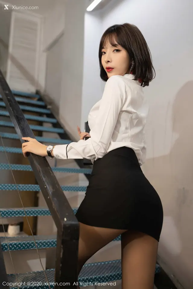 Xiuren秀人网 No.2755 陈小喵 (91 photos)