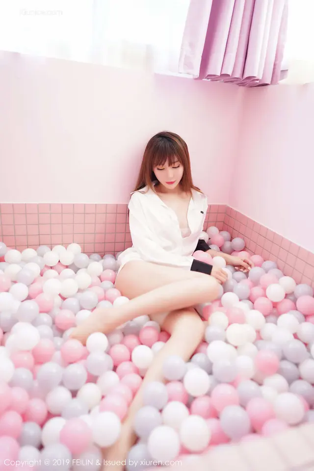 Feilin嗲囡囡 Vol.214 程梓 (41 photos)