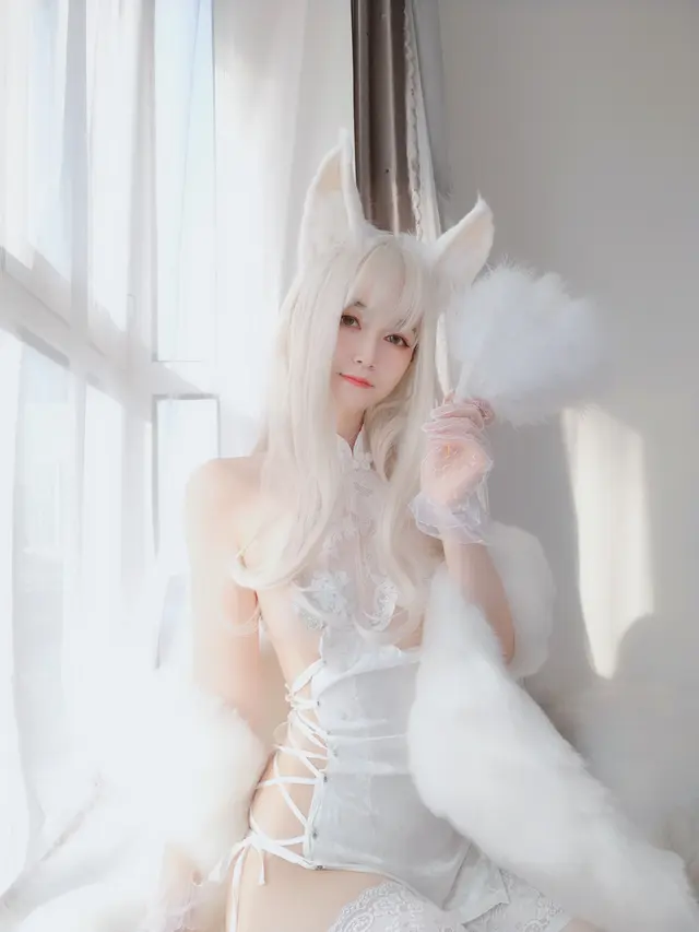 Coser@白银81 自撮り2 (101 photos)