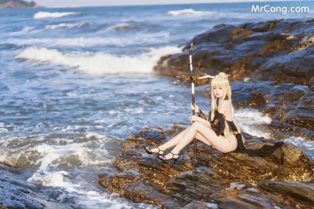 Coser@桜桃喵 Vol.138: 闪灵泳装 (46 photos)