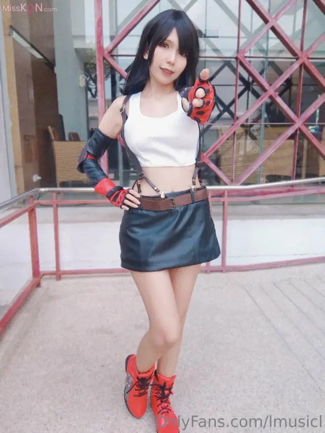 Coser@lMusicl: Tifa (24 photos)