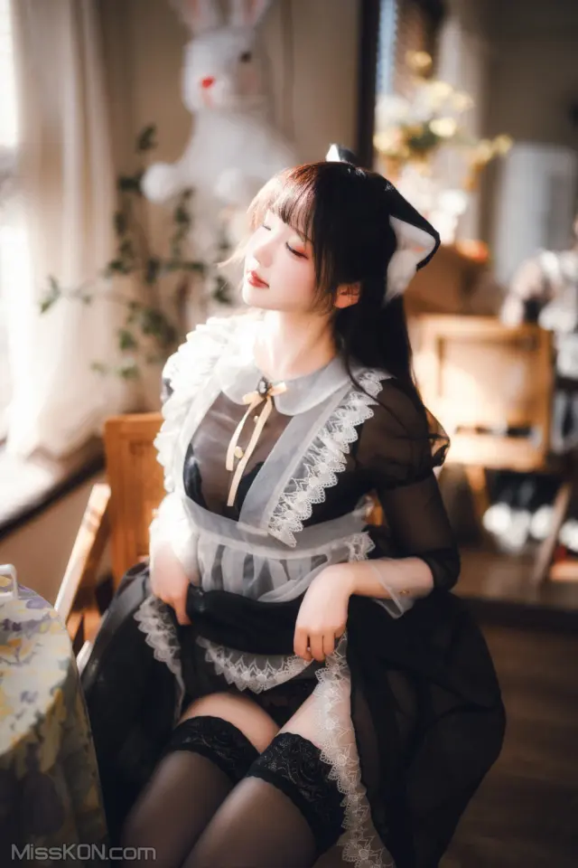 Coser@雪晴Astra: 透明女仆 (71 photos + 2 videos)