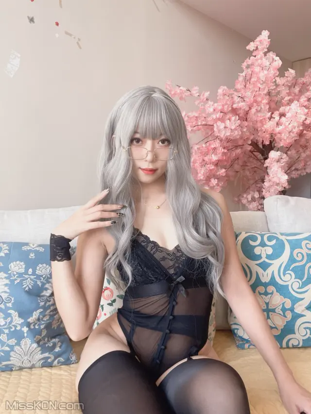 Coser@Money冷冷: 吊带高叉 (83 photos + 3 videos)