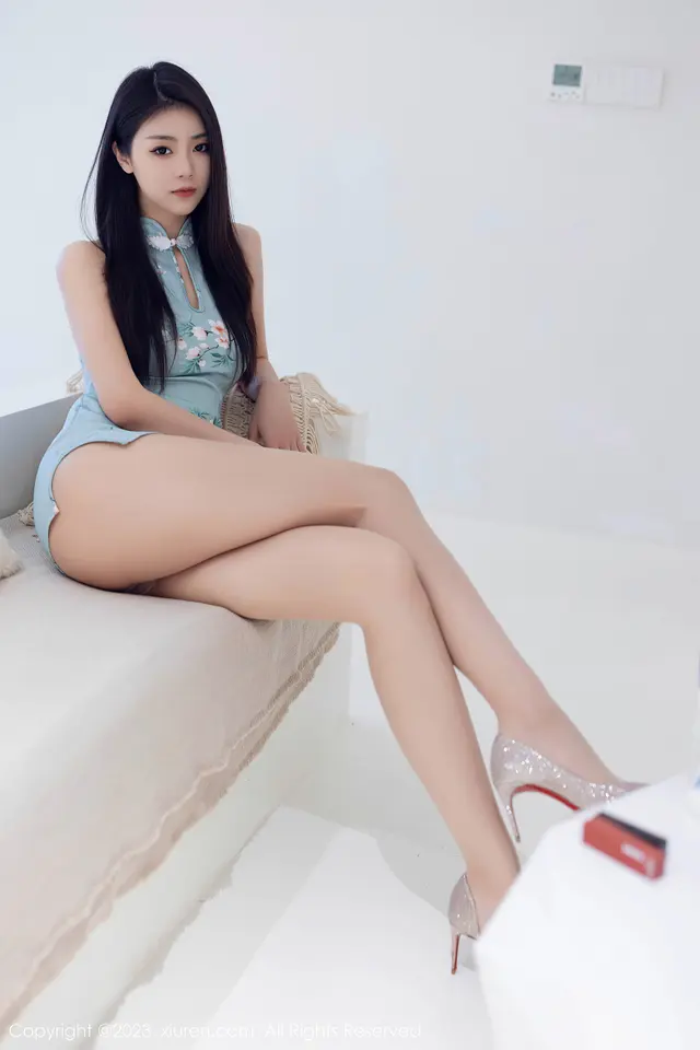 XIUREN No.7067 Ke Le Vicky (可樂Vicky) (71 photos)