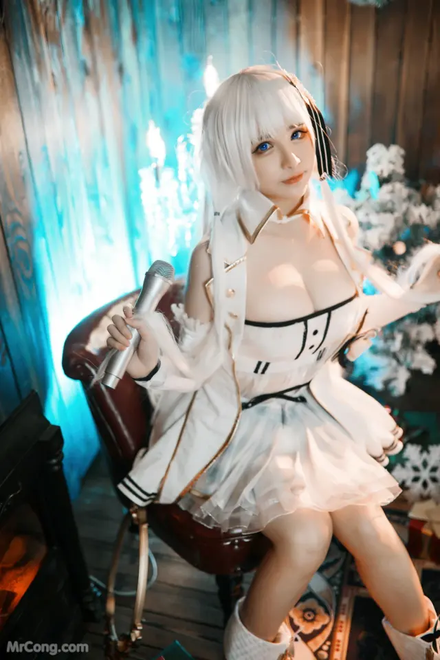 Coser@前羽_rr: 碧蓝航线 光辉 (17 photos)