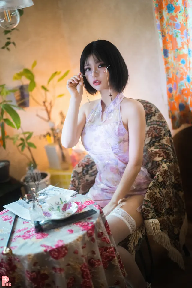 [PINK] U.Hwa (은유화): Mood Pink (87 photos + 1 video)