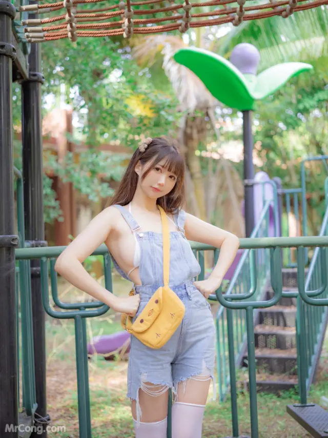 Coser@NAGISA魔物喵: 2023年2月订阅写真《游乐园大冒险1234》 (59 photos + 2 videos)