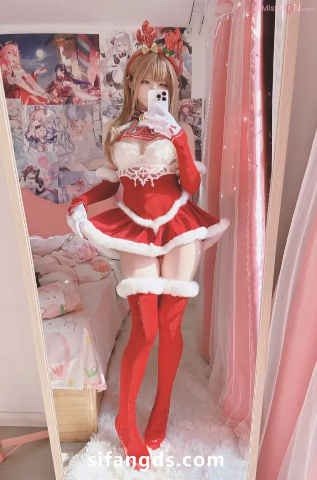 Coser@习呆呆: サンタ (16 photos)