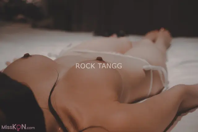 RockTangg: X白虎福利姬 夜行露出 车厢调教 (70 photos + 1 video)