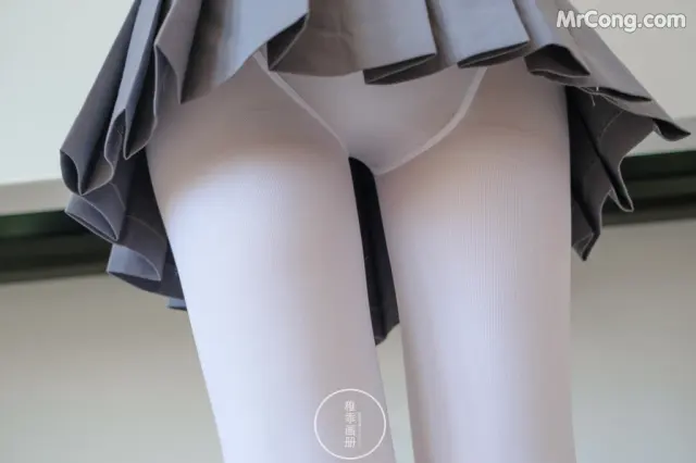 Coser@稚乖画册 Vol.005: 晴空03 双马尾JK (71 photos + 12 video)