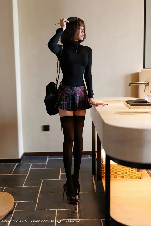 Xiuren秀人网 No.9944 徐莉芝Booty (85 photos)